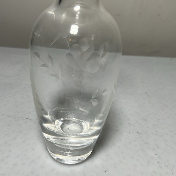 Lenox Vintage Flower Etched Crystal Vase Original Box - Picture 3 of 8